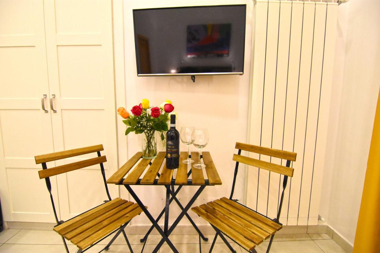 Ninarella Napoli Bed & Breakfast Ngoại thất bức ảnh
